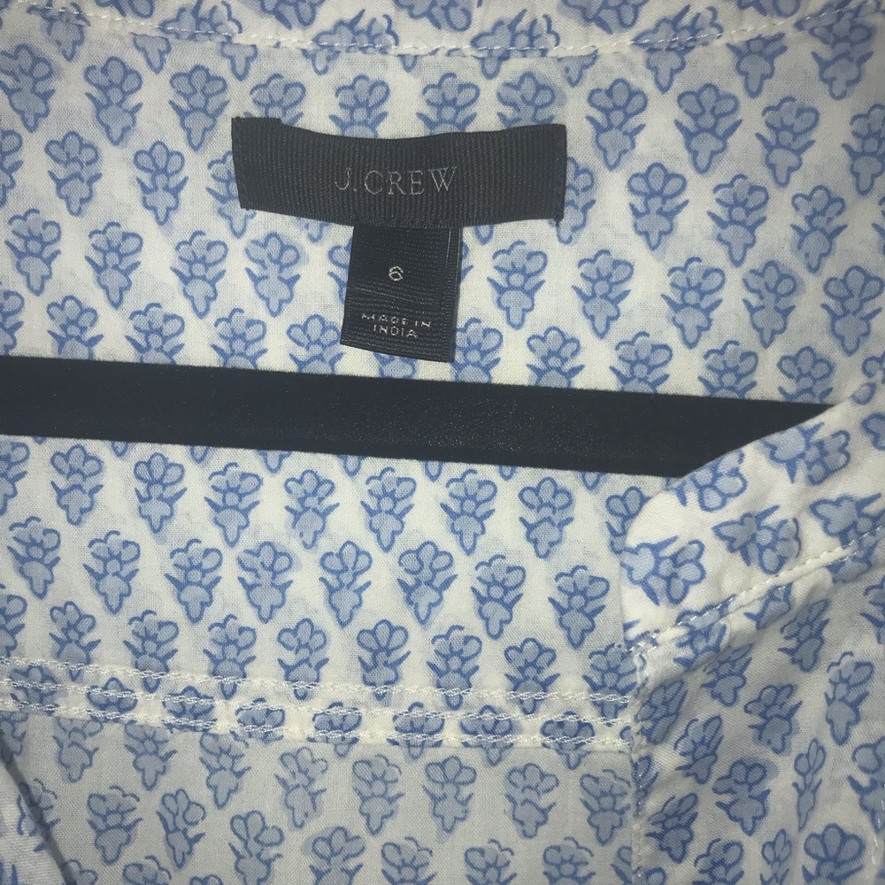 3/$20, Cute J.Crew Top w/ Gold Side Detail - Picture 3 of 8